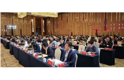 中国石油和化学工业联合会第五届二次理事会议召开 李云鹏当选会长